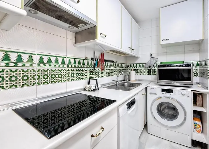 Costa Del Sol Apartman *