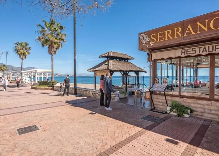 Costa Del Sol * פואנגירולה