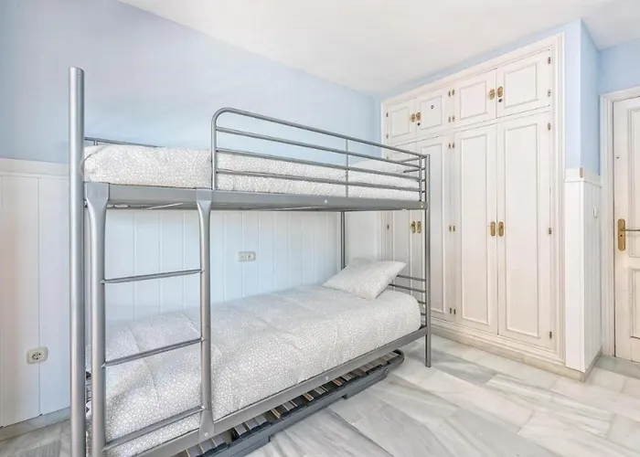 Costa Del Sol * פואנגירולה